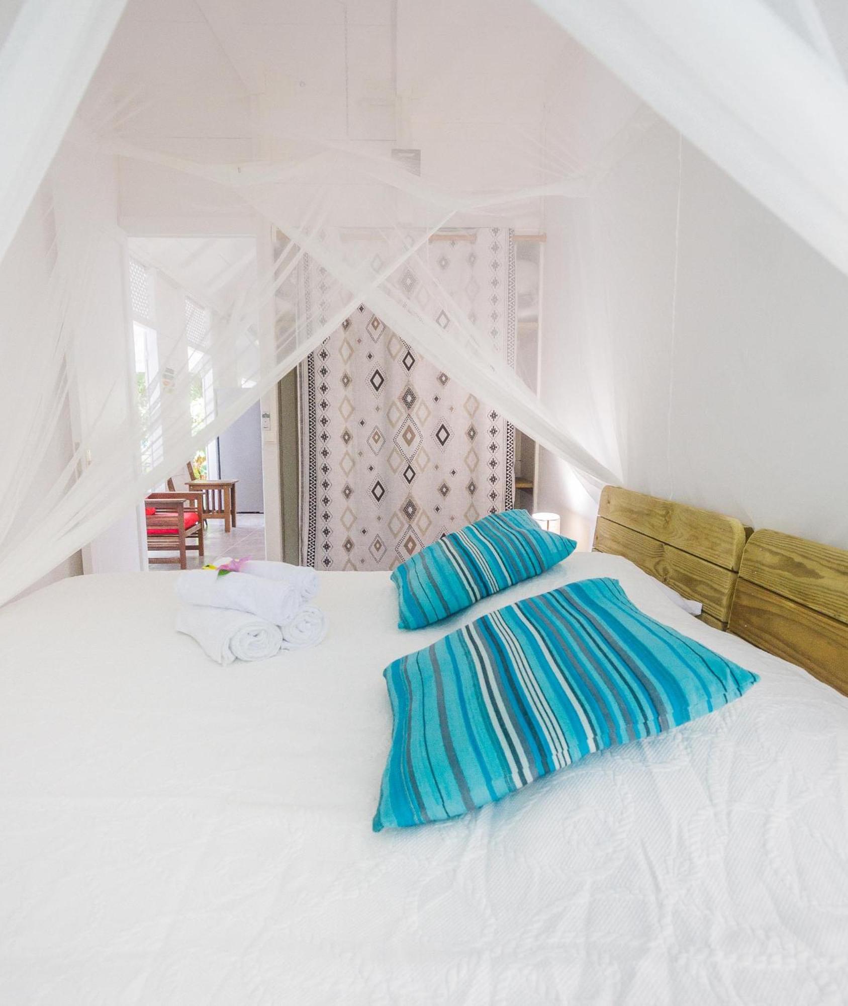 Ecolodges Karet Deshaies Zewnętrze zdjęcie